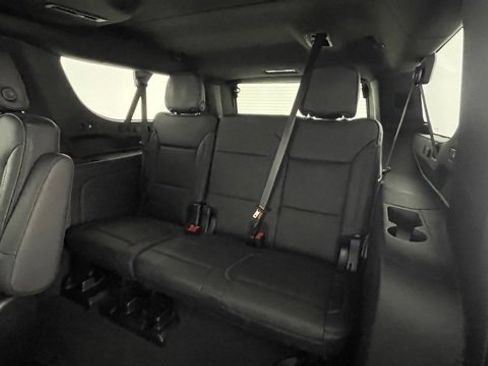 Used 2023 GMC Yukon XL Denali image 48