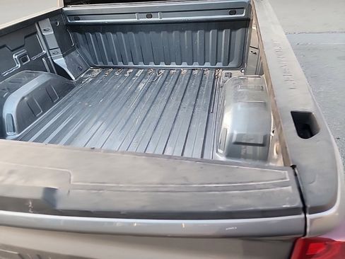 Used 2021 Chevrolet Silverado 1500 Custom image 12