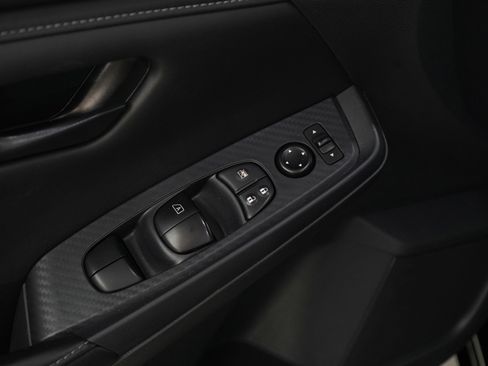 Used 2024 Nissan Sentra S image 17