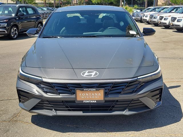 New 2026 Hyundai Elantra SEL Sport FWD image 32