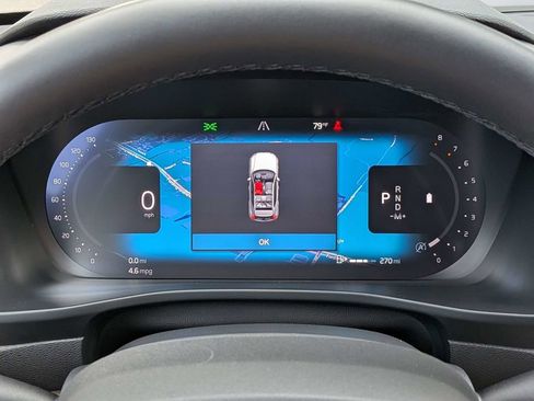 Certified 2026 Volvo XC40 B5 Plus AWD/4WD image 29
