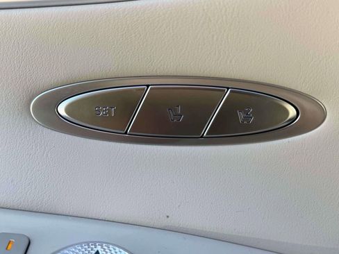 New 2026 Genesis GV70 2.5T Select image 17