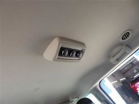 Used 2014 Dodge Grand Caravan SE w/ Quick Order Package 29E SE FWD image 23