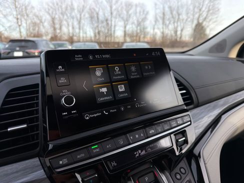Certified 2026 Honda Odyssey Elite image 35