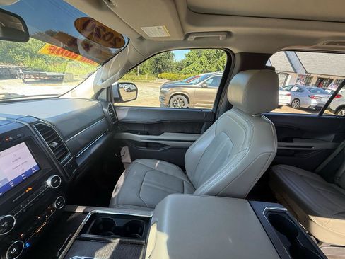 Used 2021 Ford Expedition Limited RWD image 22
