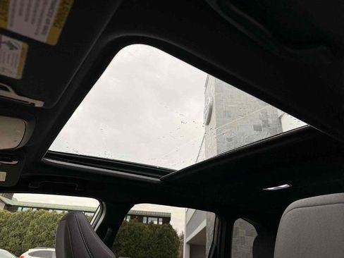 New 2025 Subaru Forester Premium image 21