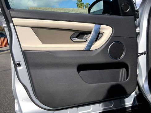 Used 2020 Land Rover Discovery Sport S R-Dynamic image 20