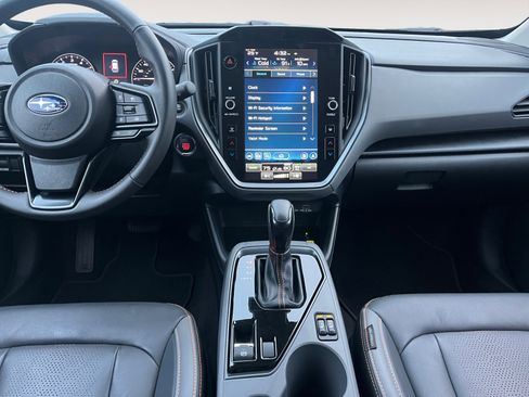 Certified 2025 Subaru Crosstrek 2.5i Limited w/ Crosstrek Mirror Package image 14