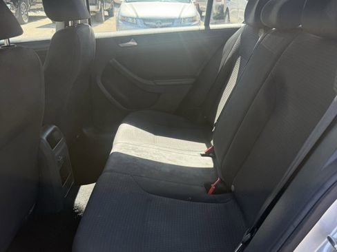 Used 2016 Volkswagen Jetta S FWD image 10