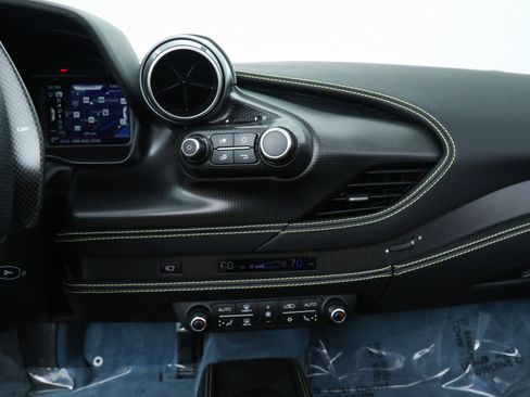 Certified 2022 Ferrari F8 Tributo image 31