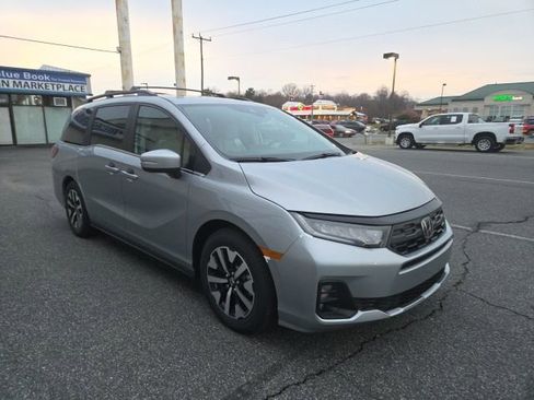 New 2026 Honda Odyssey EX-L image 7