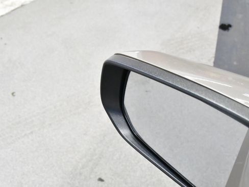 Used 2022 Chevrolet Malibu LT image 21