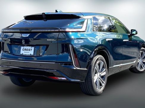 Used 2024 Cadillac Lyriq Luxury AWD/4WD image 13