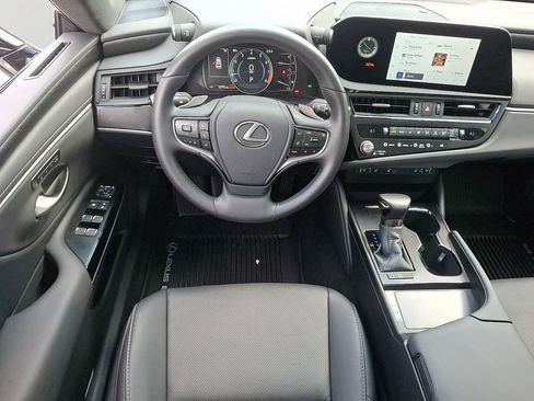 Used 2025 Lexus ES 350 w/ Premium Package FWD image 12
