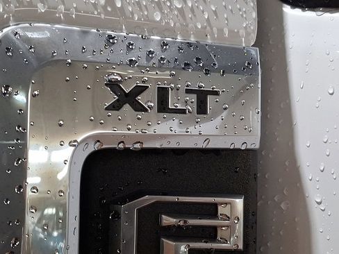 Used 2021 Ford F250 XLT w/ XLT Premium Package image 29