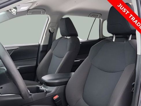 Used 2023 Toyota RAV4 LE image 13