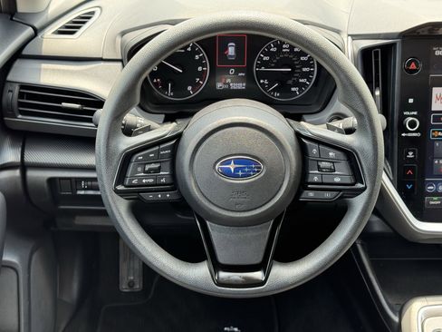 Used 2025 Subaru Crosstrek 2.0i Premium AWD/4WD image 16