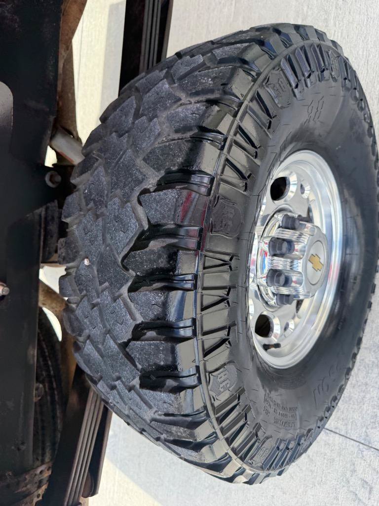 Used 2004 Chevrolet Silverado 2500 LT w/ Skid Plate Package AWD/4WD image 39