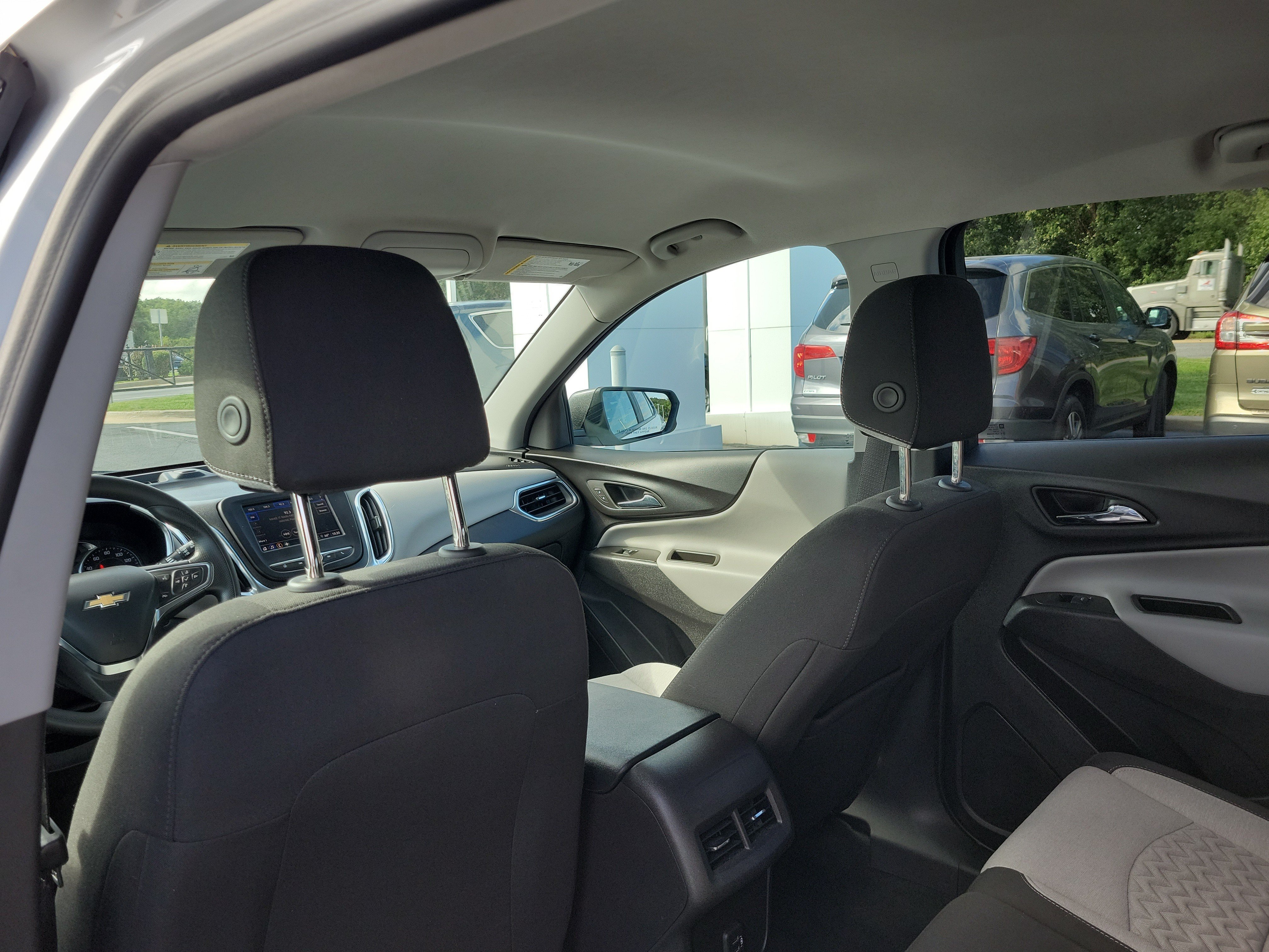 Used 2024 Chevrolet Equinox LS w/ LS Convenience Package FWD image 10