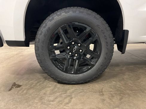 New 2026 Chevrolet Silverado 1500 RST w/ RST All Star Premium Package AWD/4WD image 9