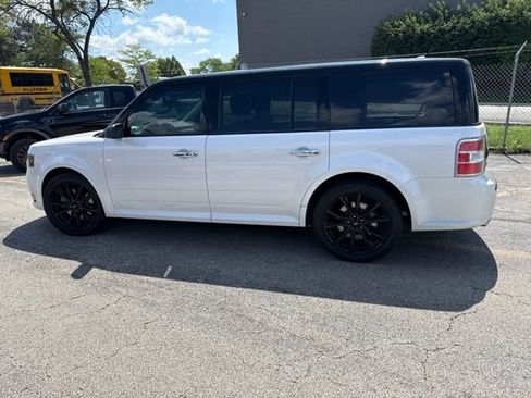 Certified 2019 Ford Flex SEL w/ Equipment Group 202A AWD/4WD image 4