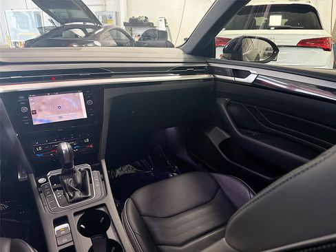 Used 2023 Volkswagen Arteon SEL Premium AWD/4WD image 24