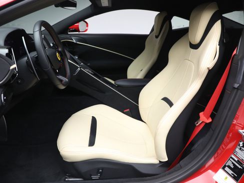 Certified 2022 Ferrari Roma RWD image 16