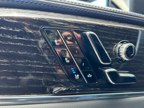 Used 2025 Cadillac Escalade IQ Sport 1 AWD/4WD image 59