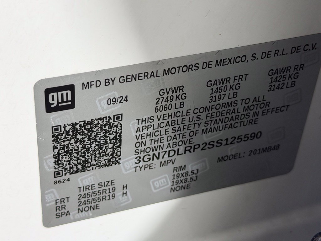 Used 2025 Chevrolet Equinox EV LT w/ Convenience Package FWD image 23