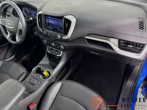 Used 2024 GMC Terrain SLT AWD/4WD image 37