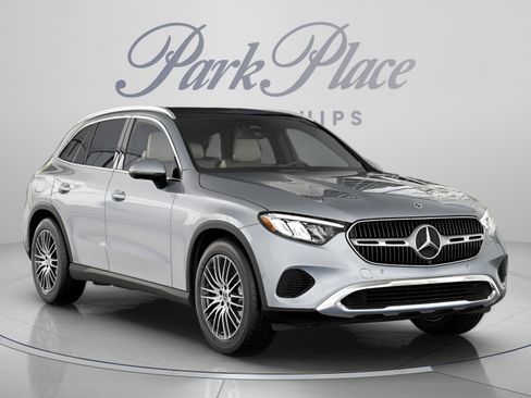 Used 2026 Mercedes-Benz GLC 300 image 33