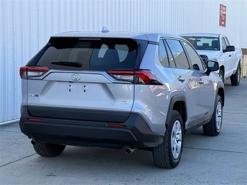 Used 2024 Toyota RAV4 LE image 4