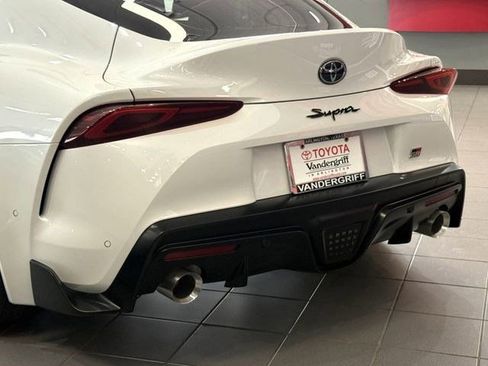 New 2026 Toyota Supra Premium image 7