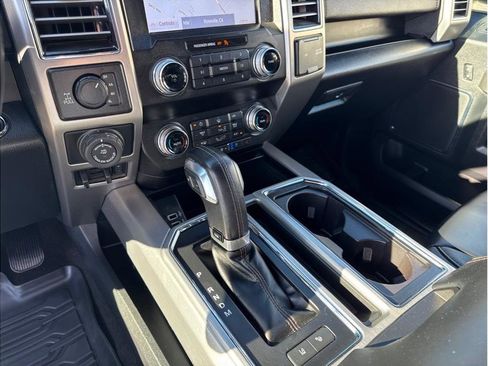 Used 2019 Ford F150 Platinum w/ Equipment Group 701A Luxury image 34