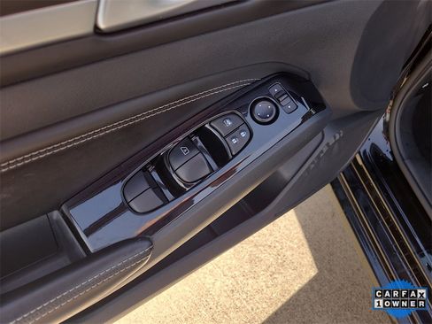 Used 2023 Nissan Altima 2.5 SV w/ SV Premium Package image 18