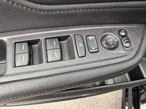 Used 2023 Honda Odyssey Elite image 9