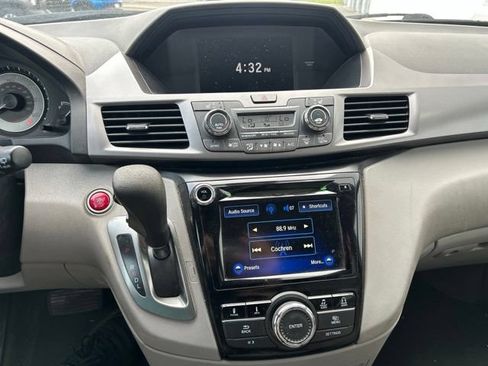 Used 2015 Honda Odyssey EX-L image 22
