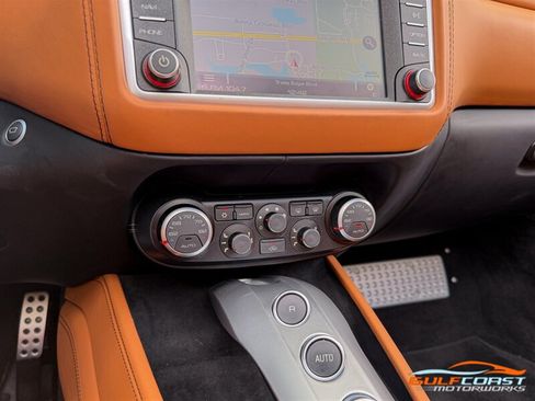 Used 2017 Ferrari California T RWD image 17