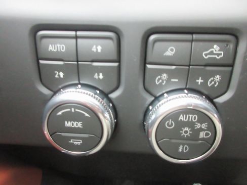 New 2026 GMC Sierra 2500 Denali Ultimate image 18