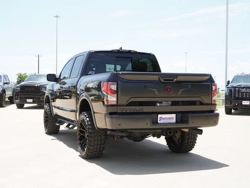 Used 2024 Nissan Titan PRO-4X w/ Pro-4x Convenience Package AWD/4WD image 7
