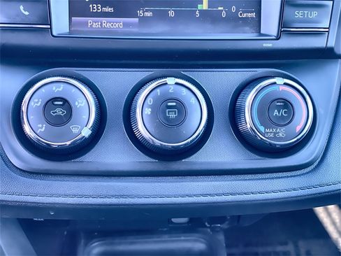 Used 2017 Toyota RAV4 LE image 15