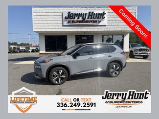 Used 2023 Nissan Rogue Platinum FWD video 1
