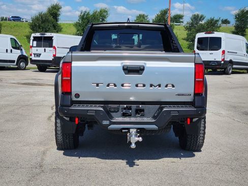 Used 2024 Toyota Tacoma 4x4 Double Cab Hybrid image 6