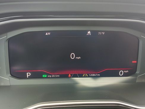Used 2019 Volkswagen Jetta SEL Premium FWD image 27
