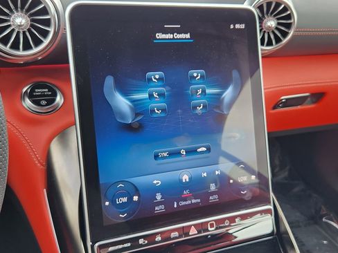 Used 2023 Mercedes-Benz SL 43 AMG image 19