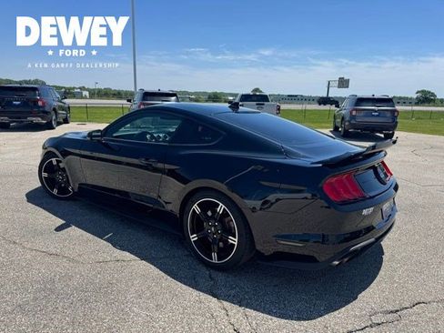Used 2020 Ford Mustang GT Premium w/ Equipment Group 401A RWD image 6