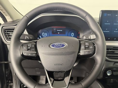 Certified 2025 Ford Escape Platinum image 22