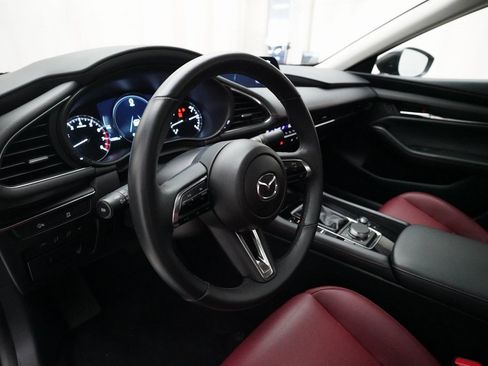 Used 2025 MAZDA MAZDA3 s image 8