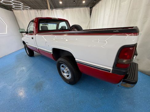 Used 1994 Dodge Ram 1500 Truck 4x4 Regular Cab image 10