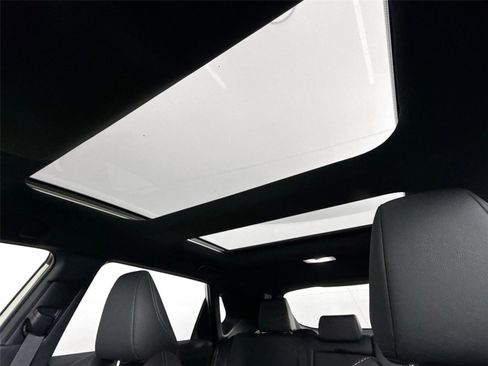 Used 2024 Toyota bZ4X XLE image 23